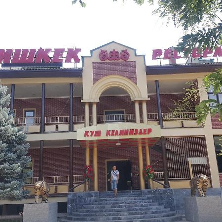 Bishkek Hotel Jalal-Abad Exteriör bild