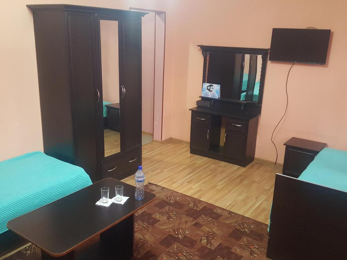 Bishkek Hotel Jalal-Abad Exteriör bild