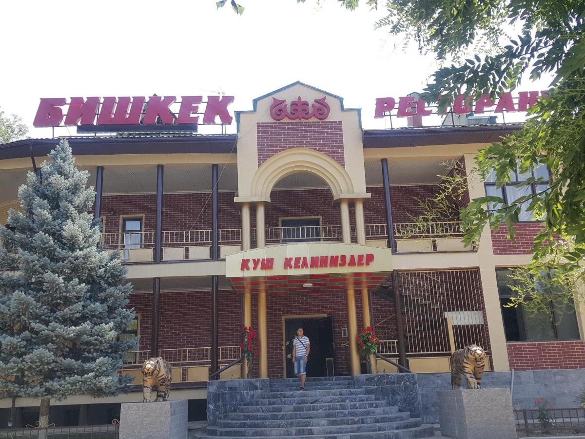 Bishkek Hotel Jalal-Abad Exteriör bild