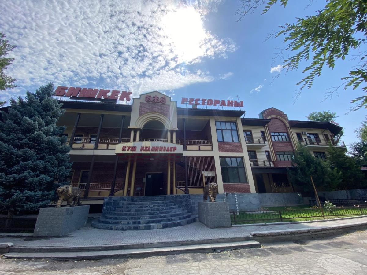Bishkek Hotel Jalal-Abad Exteriör bild
